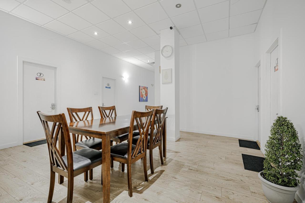 Homa Homestay Hotel By Olympic Stadium Montreal Auberge-Hostel Buitenkant foto