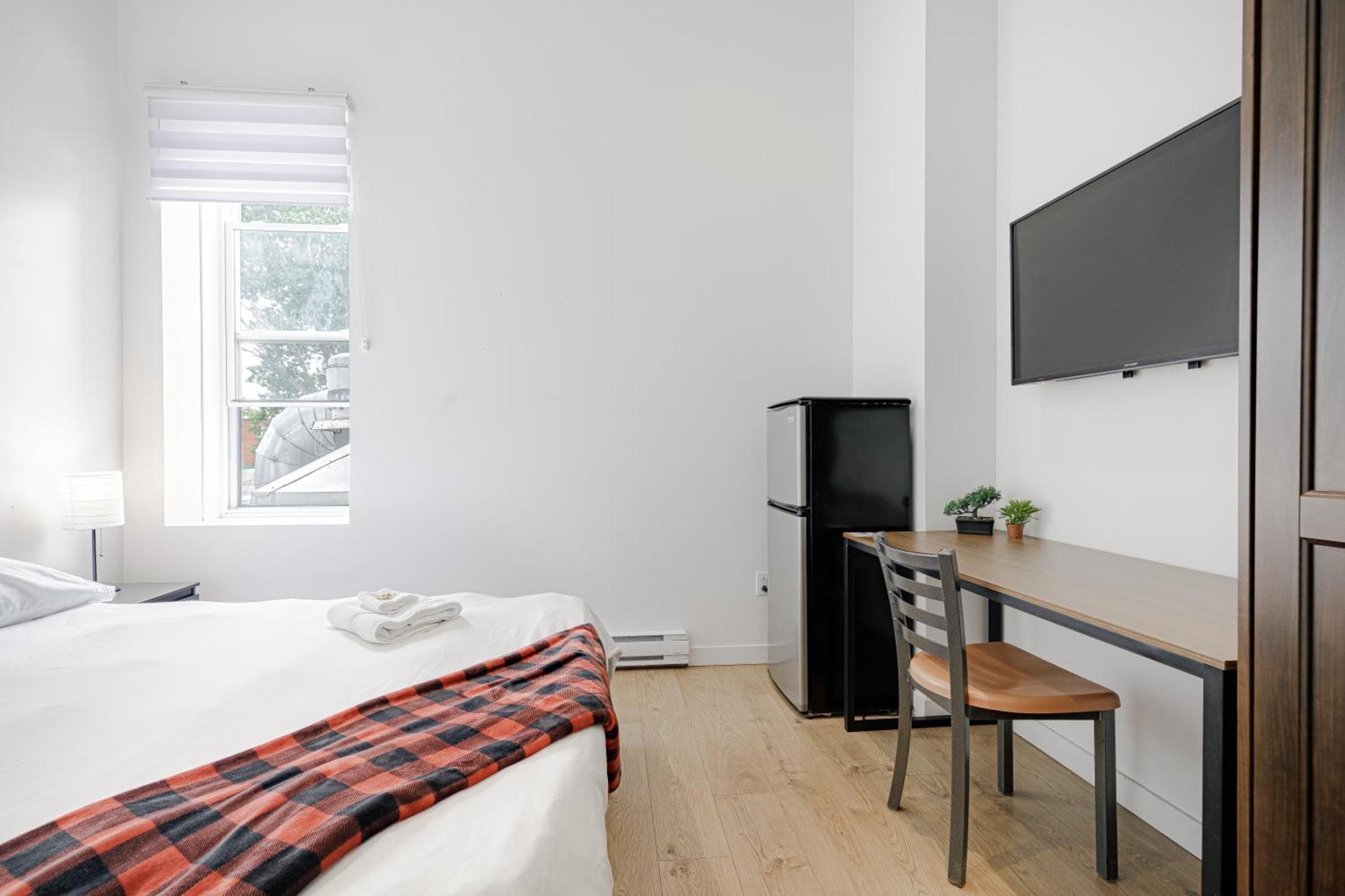 Homa Homestay Hotel By Olympic Stadium Montreal Auberge-Hostel Buitenkant foto