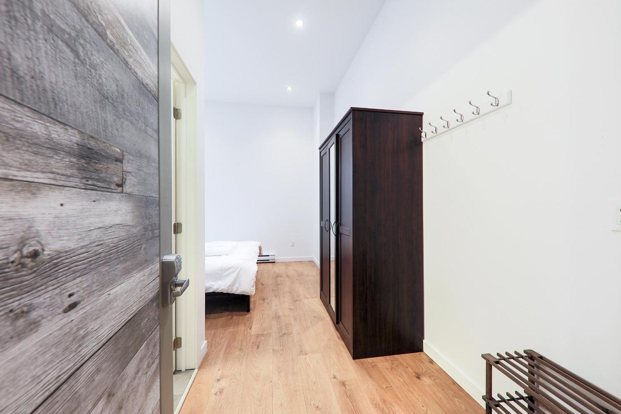 Homa Homestay Hotel By Olympic Stadium Montreal Auberge-Hostel Buitenkant foto