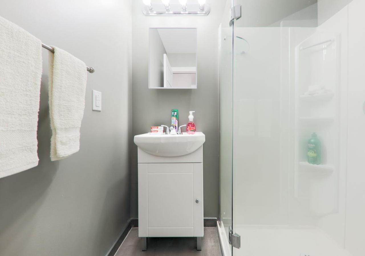 Homa Homestay Hotel By Olympic Stadium Montreal Auberge-Hostel Buitenkant foto